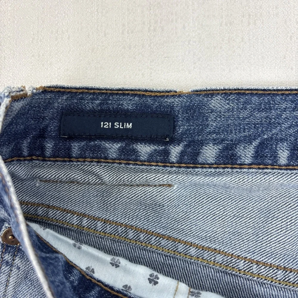 Lucky Brand 121 Slim‎ Men's Jeans Size 34x30 Blue Medium Wash Distressed Look